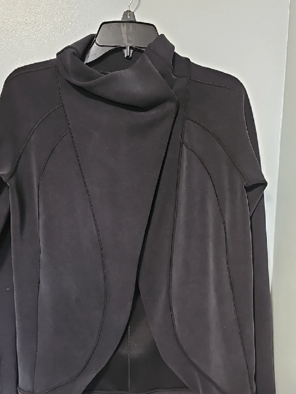 lululemon Rulu Rally Wrap Jacket - Picture 4 of 11